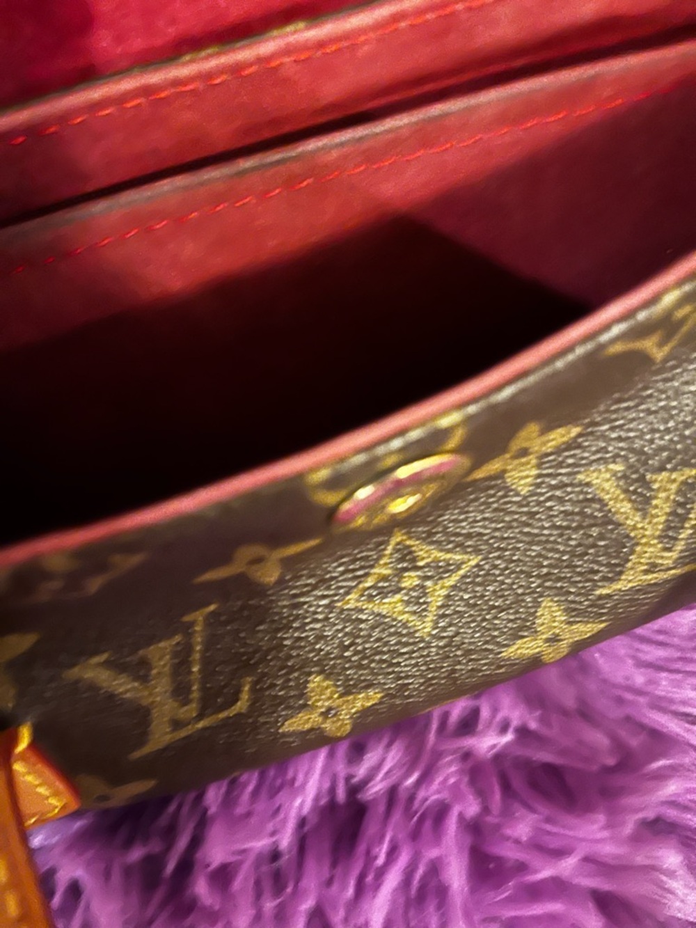 Louis Vuitton Monogram Canvas Shoulder Bag with Tan Straps - Picture 5 of 10